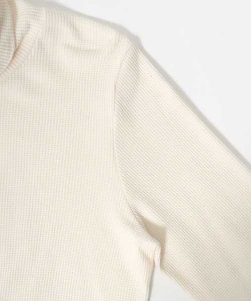 HANES(ヘインズ)の「Hanes(ヘインズ)ワッフルタートルネックロングスリーブTシャツ/パックT レディース(Tシャツ/カットソー・レディース・アイボリー/ネイビー/グレー・FREE)」の17枚目の写真