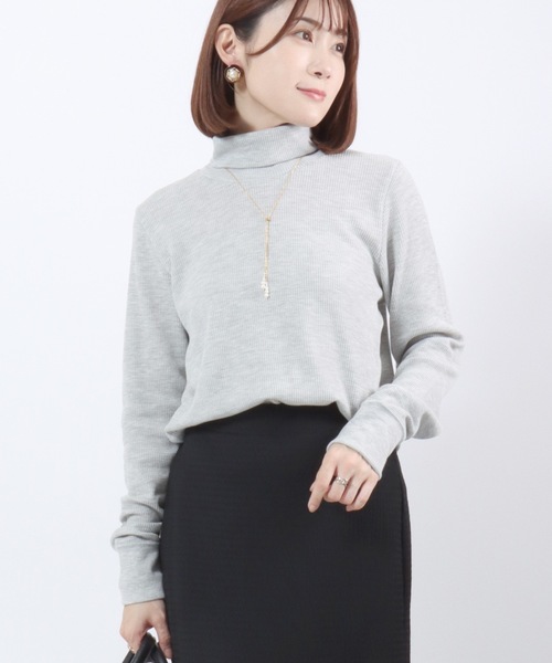 HANES(ヘインズ)の「Hanes(ヘインズ)ワッフルタートルネックロングスリーブTシャツ/パックT レディース(Tシャツ/カットソー・レディース・アイボリー/ネイビー/グレー・FREE)」の19枚目の写真