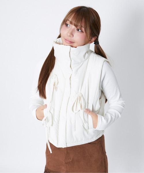 GORGE（ゴージ）の「《ドロストリボン×中綿》レディース ベスト アウター ショート丈 体型カバー 秋冬（ベスト・レディース・サックスブルー/アイボリー/ブラック・F）」の7枚目の写真