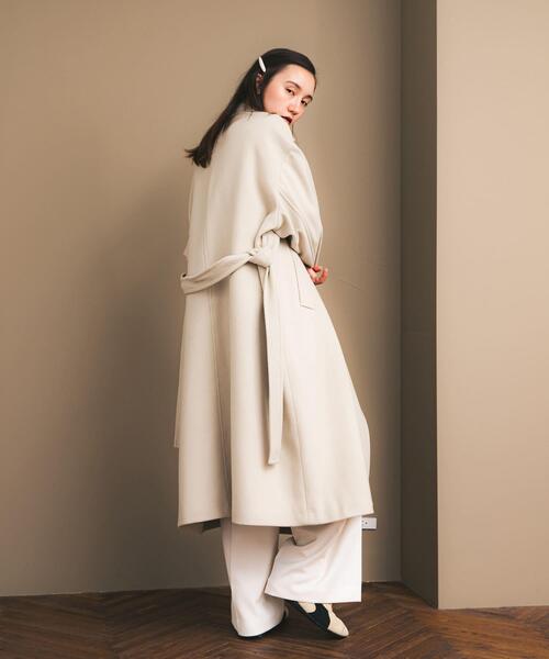 URBAN RESEARCH（アーバンリサーチ）の「スーパー140ウールチェスターコート（チェスターコート・レディース・ブラック/ライトベージュ/グリーン系その他・38/36）」の4枚目の写真