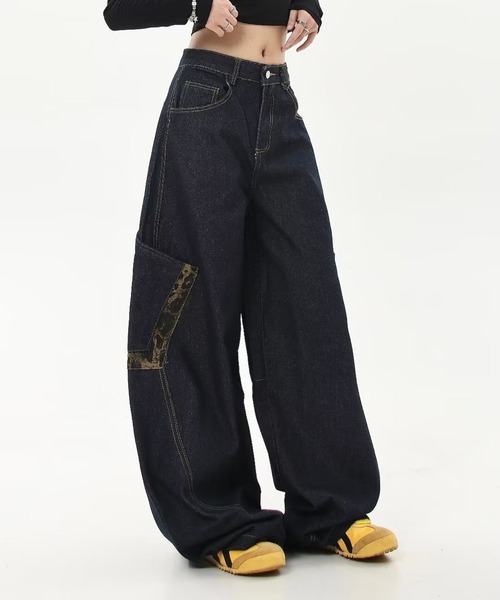 SPIGA(スピーガ)の「デニムルーズワイドパンツ(デニムパンツ・レディース・ブラック/ブルー・X-LARGE/LARGE/MEDIUM)」の5枚目の写真