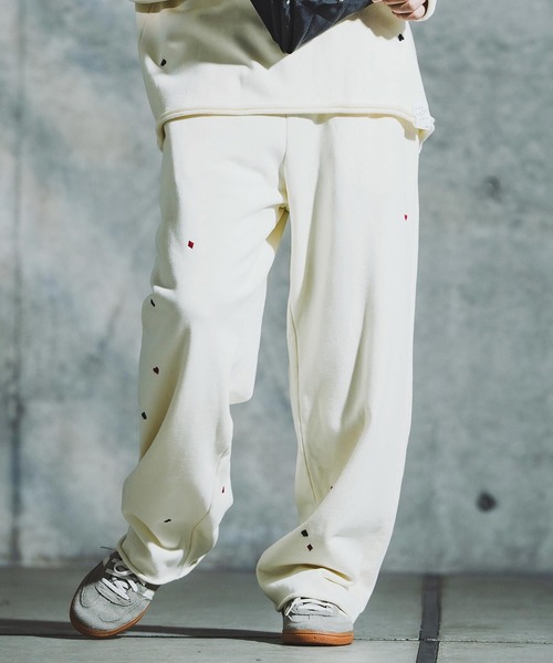 GLIMCLAP(グリムクラップ)の「mp14137-Card Stitch Emblem Sweat pants スウェットパンツ(192-034-gla-cf)(スウェットパンツ・メンズ・ブラック/オフホワイト/ミックスグレー/ブラウン系その他・S/M/L)」の11枚目の写真