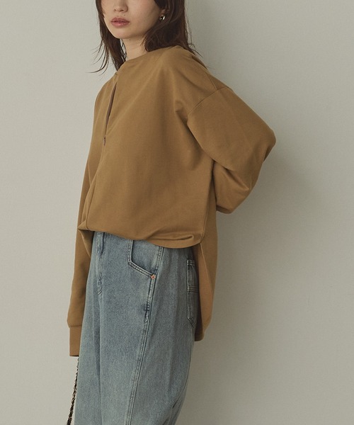 hunch（ハンチ）の「【WEB限定/別注】2WAY ハーフジップスウェット（スウェット・レディース・ブラック/カーキ/ネイビー/ライトベージュ・FREE）」の5枚目の写真