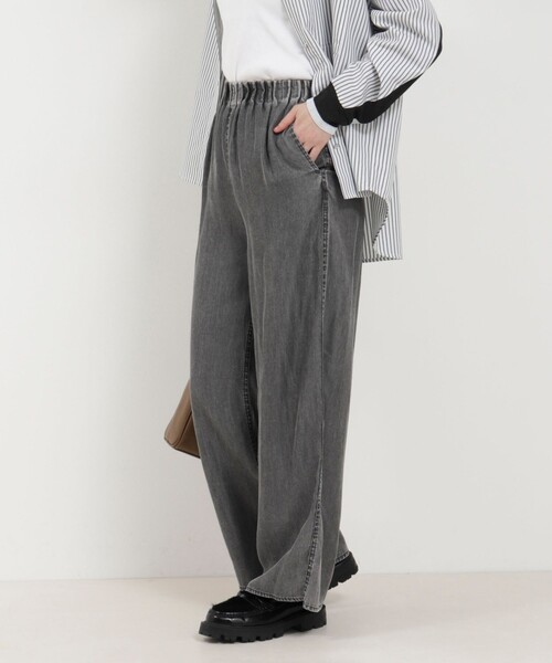 MICO COULIER（ミコクリエ）の「バイオシルクデニムタックワイドフレアパンツ（デニムパンツ・レディース・チャコールグレー/インディゴブルー・38/36）」の14枚目の写真