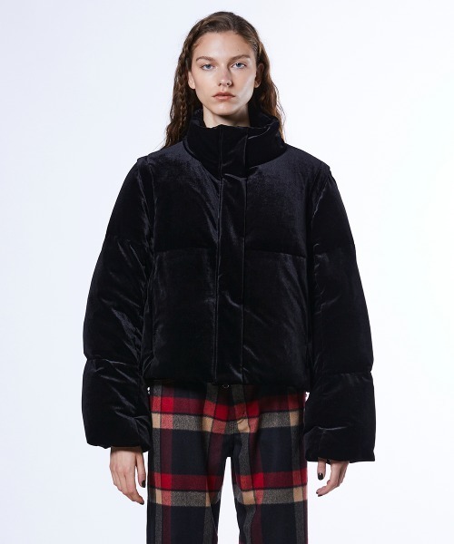 DOUBLE STANDARD CLOTHING（ダブルスタンダードクロージング）の「2WAY ベロアダウンジャケット（ダウンジャケット/コート・レディース・ブラック・38/36）」の5枚目の写真