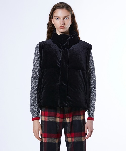 DOUBLE STANDARD CLOTHING（ダブルスタンダードクロージング）の「2WAY ベロアダウンジャケット（ダウンジャケット/コート・レディース・ブラック・38/36）」の8枚目の写真