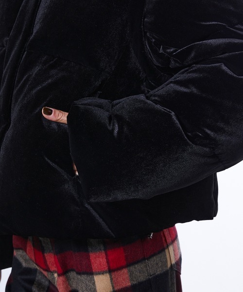 DOUBLE STANDARD CLOTHING（ダブルスタンダードクロージング）の「2WAY ベロアダウンジャケット（ダウンジャケット/コート・レディース・ブラック・38/36）」の14枚目の写真