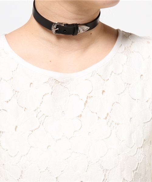 MOUSSY（マウジー）の「BUCKLE CHOKER（ネックレス・レディース・ブラック/ベージュ・FREE）」の5枚目の写真