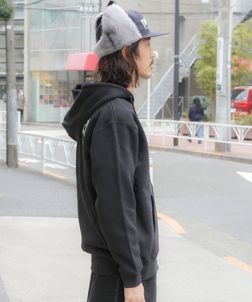 ロージーモンスター ストライプドッキング スウェットトップス Siksilk ストライプ柄ジャージセットアップ 日本未入荷 メンズ通販