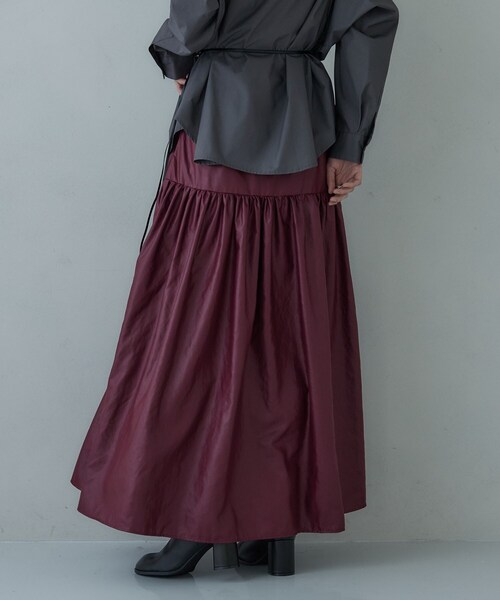 GALLEST（ギャレスト）の「レザーライクマキシスカート（スカート・レディース・グレー/ブラック/ボルドー・40/38/36/34）」の8枚目の写真