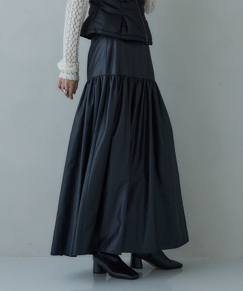 GALLEST（ギャレスト）の「レザーライクマキシスカート（スカート・レディース・グレー/ブラック/ボルドー・40/38/36/34）」の13枚目の写真