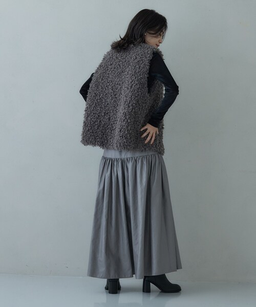 GALLEST（ギャレスト）の「レザーライクマキシスカート（スカート・レディース・グレー/ブラック/ボルドー・40/38/36/34）」の20枚目の写真