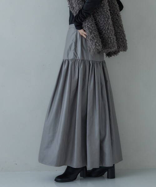 GALLEST（ギャレスト）の「レザーライクマキシスカート（スカート・レディース・グレー/ブラック/ボルドー・40/38/36/34）」の15枚目の写真