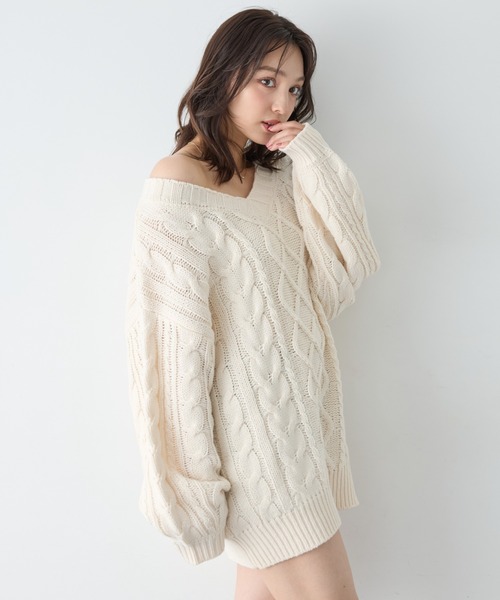 INGNI(イング)の「2Wayケーブルルーズチュニックニット(ニット/セーター・レディース・アイボリー/ボルドー/グレー/ブラウン系その他7/ピンク/ベージュ・M)」の1枚目の写真