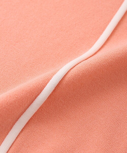 JUN&ROPE'（ジュンアンドロペ）の「ライン使いパフスリーブ長袖ニット［一部WEB限定カラー］（ニット/セーター・レディース・ブラック/グレー/グリーン系その他・L/M/S）」の4枚目の写真