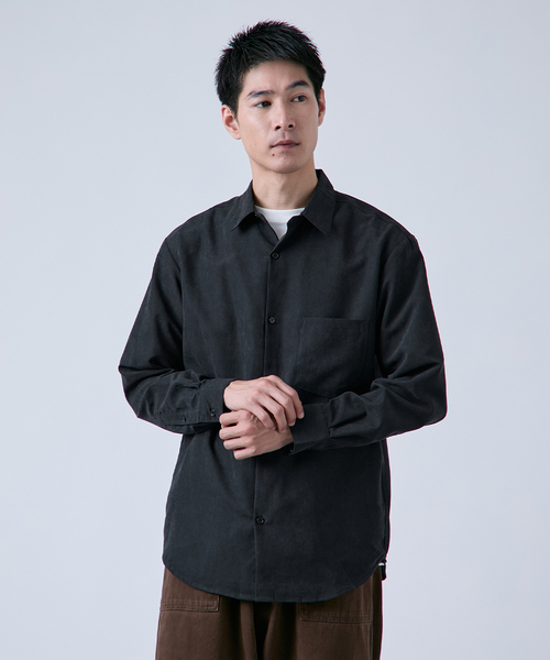 B.C STOCK(ベーセーストック)の「ヴィーガンスエード レギュラーカラーシャツ(シャツ/ブラウス・メンズ・グレー/ブラック・MEDIUM/LARGE)」の1枚目の写真