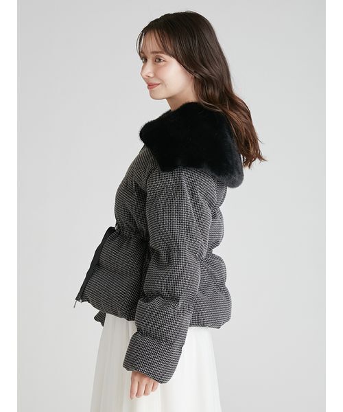 CELFORD（セルフォード）の「ファー襟付きツイードショートコート（ダウンジャケット/コート・レディース・ブラック/アイボリー・38/36）」の5枚目の写真