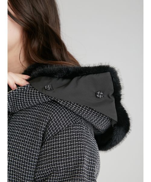 CELFORD（セルフォード）の「ファー襟付きツイードショートコート（ダウンジャケット/コート・レディース・ブラック/アイボリー・38/36）」の13枚目の写真