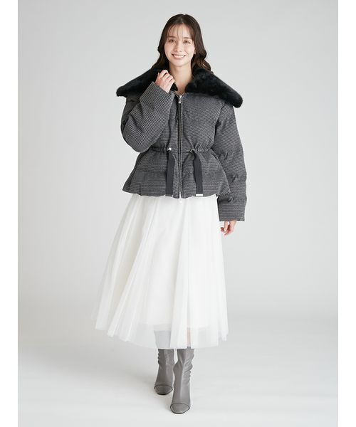 CELFORD（セルフォード）の「ファー襟付きツイードショートコート（ダウンジャケット/コート・レディース・ブラック/アイボリー・38/36）」の16枚目の写真