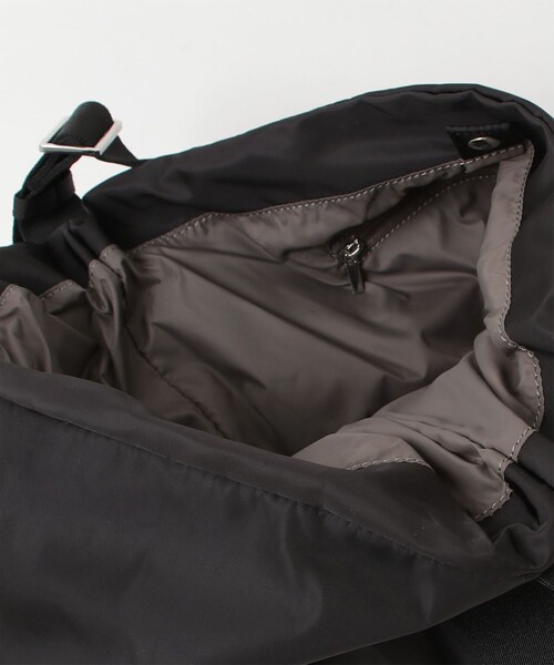 OUTDOOR PRODUCTS(アウトドアプロダクツ)の「【OUTDOOR PRODUCTS】Puff Tote(ショルダーバッグ・メンズ・ブラック・FREE)」の2枚目の写真