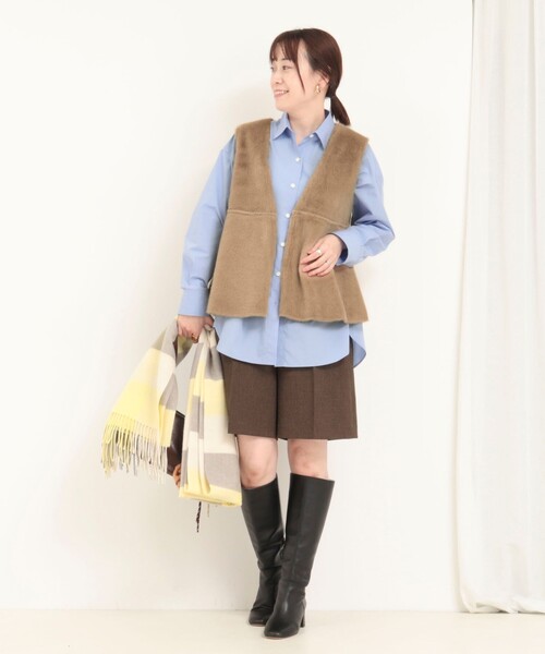 MICO COULIER（ミコクリエ）の「フェイクムートンファーベスト（ブルゾン・レディース・チャコールグレー/グレイッシュベージュ/キャメル・38）」の5枚目の写真