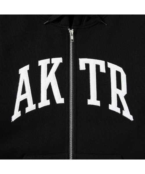 AKTR COLLEGE LOGO SWEAT ZIP HOODIE（アクター カレッジ ロゴ
