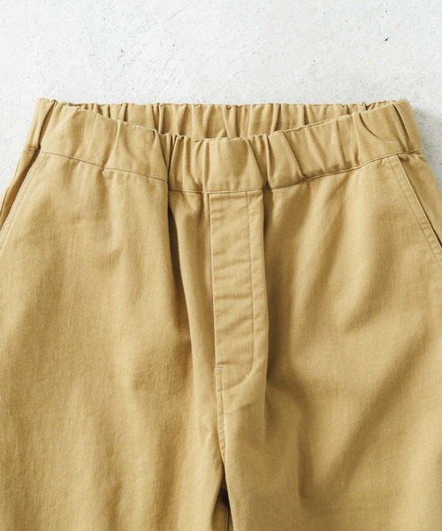 quadro(クオドロ)の「チノクロスストレッチ両面起毛テーパードイージーパンツ(その他パンツ・レディース・キナリ/ブラック/マスタード・FREE)」の6枚目の写真