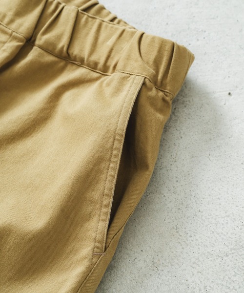 quadro(クオドロ)の「チノクロスストレッチ両面起毛テーパードイージーパンツ(その他パンツ・レディース・キナリ/ブラック/マスタード・FREE)」の10枚目の写真