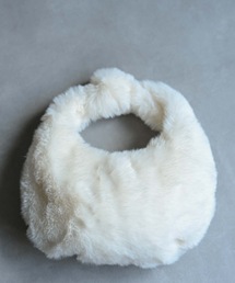 Curaful（クラフル）の「ファーハンドドロップバッグ（ハンドバッグ）」