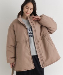 Right-on（ライトオン）の「【HONEYSUCKLE ROSE】中綿ミドル丈ジャケット (軽量 / 防風 / 保温 / ヒップカバー / 通勤 / ウエストドロスト)（ダウンジャケット/コート）」