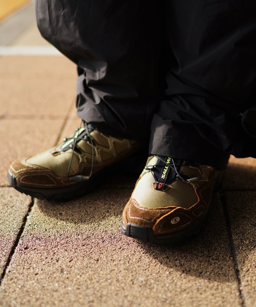 SALOMON（サロモン）の「ACS + ESCAPE　L47795100（スニーカー・メンズ・グリーン・23.5cm/24.5cm/25.5cm/26.5cm/27.5cm/30.0cm/24.0cm/25.0cm/26.0cm/27.0cm/28.0cm/29.0cm/23.0cm/28.5cm）」の3枚目の写真