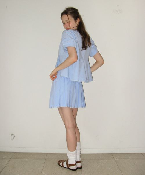 RONRON(ロンロン)の「BABY PLEATED PANTSKIRT SOFT BLUE(その他パンツ・レディース・その他・FREE)」の2枚目の写真