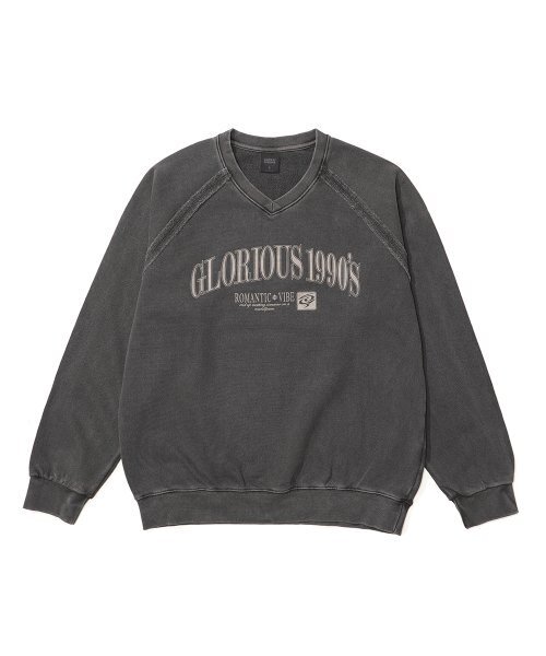 GAKKAI UNIONS(ガッカイユニオンズ)の「ロマンティック90 Vネックピグメントスウェットチャコール(スウェット・レディース・その他・LARGE/SMALL/MEDIUM)」の2枚目の写真