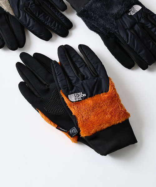 THE NORTH FACE（ザノースフェイス）の「THE NORTH FACE / ザノースフェイス デナリイーチップグローブ NN62522（手袋・メンズ・ベージュ/ブラック/オレンジ・LARGE）」の3枚目の写真