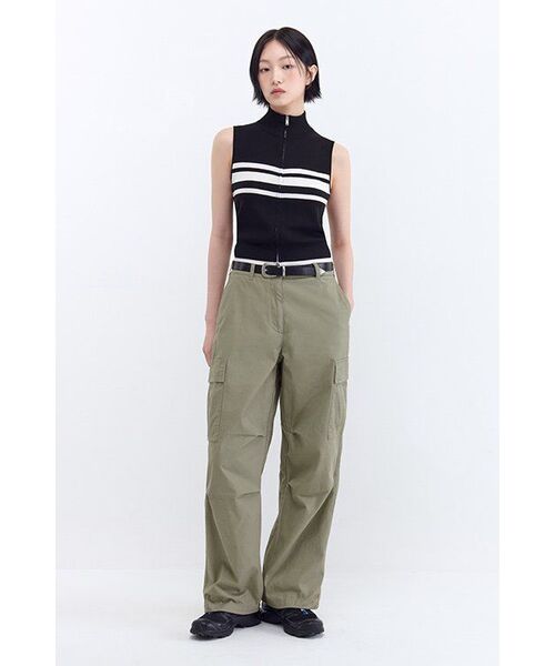 MUSINSA STANDARD WOMAN（ムシンサスタンダードウーマン）の「ウィメンズワイドカーゴパンツ[セージ]（その他パンツ・レディース・その他・26/27/28/29/30/24/25）」の12枚目の写真