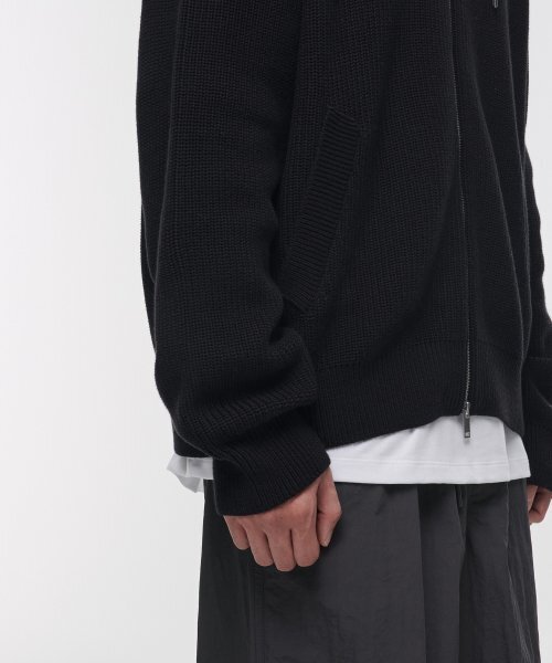 MUSINSA STANDARD（ムシンサスタンダード）の「リブニットフードパーカー[ブラック]（ニット/セーター・メンズ・その他・XX-LARGE/LARGE/MEDIUM/SMALL/X-LARGE）」の15枚目の写真