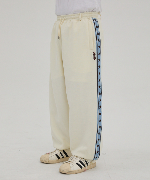 WaiKei（ワイケイ）の「スタートラックパンツアイボリー（スウェットパンツ・レディース・その他・1/2）」の5枚目の写真
