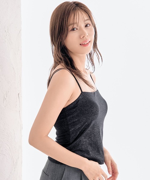aimerfeel(エメフィール)の「ラメ ノンワイヤー ブラトップ(キャミソール・レディース・ブラック/オフホワイト・SMALL/MEDIUM/LARGE)」の7枚目の写真