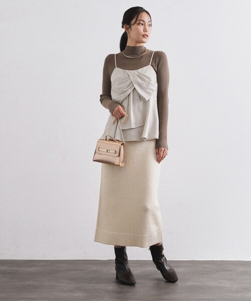 OPAQUE.CLIP(オペークドットクリップ)の「サテンキャミブラウス【洗濯機OK】(シャツ/ブラウス・レディース・ライトベージュ/キャメル/ブラック・00)」の9枚目の写真