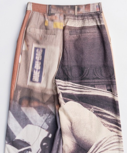 MAISON SPECIAL(メゾンスペシャル)の「Cityscape Photo Collage Pants/シティースケープフォトコラージュパンツ(その他パンツ・レディース・ブラック/マルチ・36/38)」の6枚目の写真