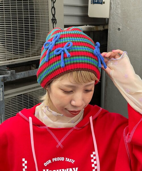 HELLO.SANFRANCISCO（ハローサンフランシスコ）の「【HELLO.SANFRANCISCO/ハローサンフランシスコ】リボン付きマルチボーダービーニー帽（キャップ・レディース・イエロー/ピンク/ブルー・ONE SIZE）」の2枚目の写真