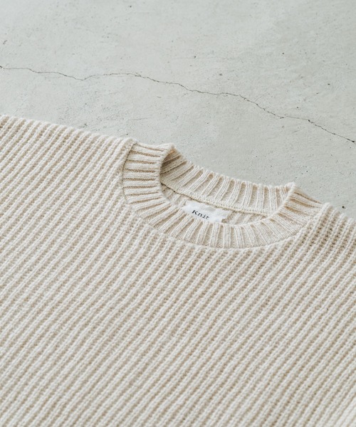 quadro（クオドロ）の「5G引き揃え片畦クルーネック（ニット/セーター・メンズ・ローズ/ベージュ/ネイビー・MEDIUM/LARGE）」の7枚目の写真