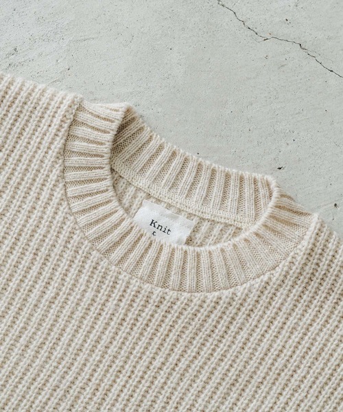 quadro（クオドロ）の「5G引き揃え片畦クルーネック（ニット/セーター・メンズ・ローズ/ベージュ/ネイビー・MEDIUM/LARGE）」の8枚目の写真