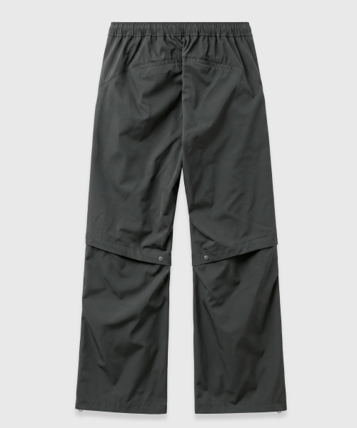 LMOOD（エルムード）の「X-line ZIP ハイキングパンツ カーキ（スウェットパンツ・レディース・その他・44/46/48）」の2枚目の写真