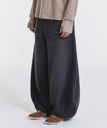 KICHUL（キチョル）の「BONDED WINTER TRIP BALLOON PANTS (BLACK)（デニムパンツ）」