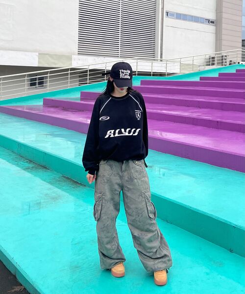 ALYSS（アリス）の「ダブルラインマルチロゴスウェット [ブラック]（スウェット・レディース・その他・SMALL/MEDIUM/LARGE/X-LARGE）」の5枚目の写真