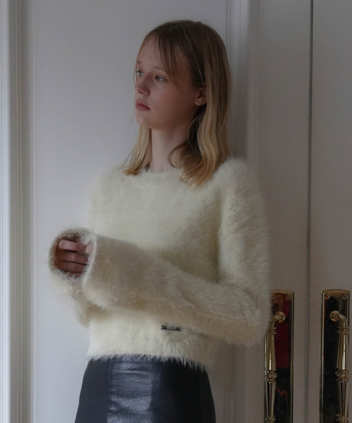 DEHEVE（デヘヴェ）の「Hairy Flare Sleeve Knit [Cream]（ニット/セーター・レディース・Cream・FREE）」の6枚目の写真