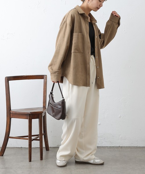 COLONY 2139（コロニートゥーワンスリーナイン）の「スエードポンチシャツ（シャツ/ブラウス・レディース・イエロー/オフホワイト/キャメル/チャコールグレー・FREE）」の9枚目の写真