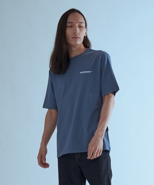ICONOGRAPHY(アイコノグラフィー)の「LONDON ADDRESS VOLUME PRINT DBL(Tシャツ/カットソー・メンズ・ダークブルー・LARGE)」の2枚目の写真