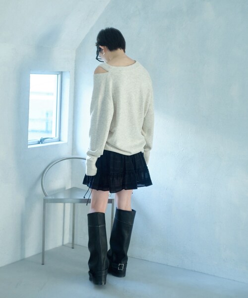CODE A(コードエー)の「M cloudy over V pullover(ニット/セーター・レディース・オフホワイト/ブラック/ライトブルー・00)」の9枚目の写真